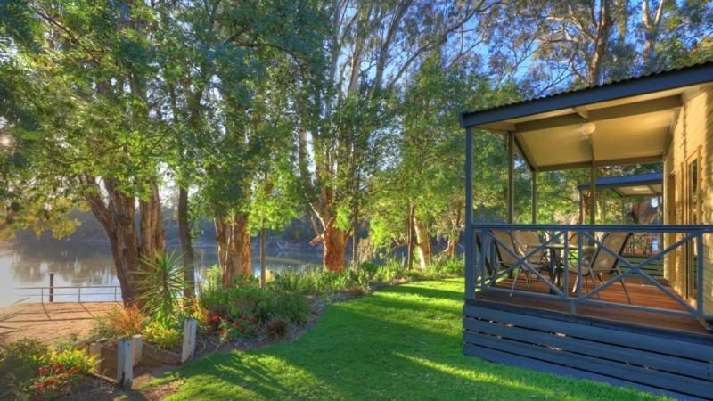 Moama Riverside Holiday Park Екстериор снимка
