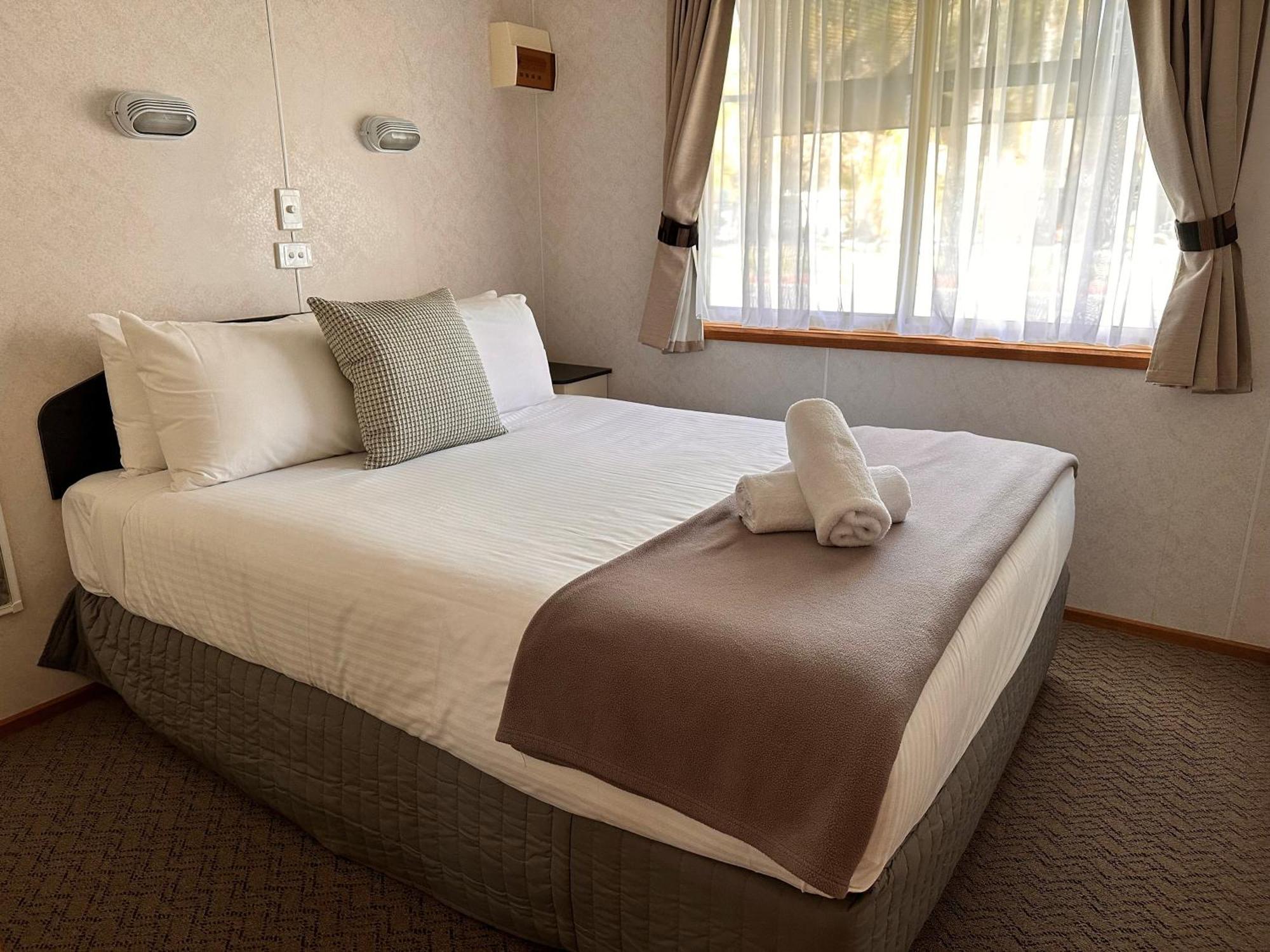 Moama Riverside Holiday Park Екстериор снимка